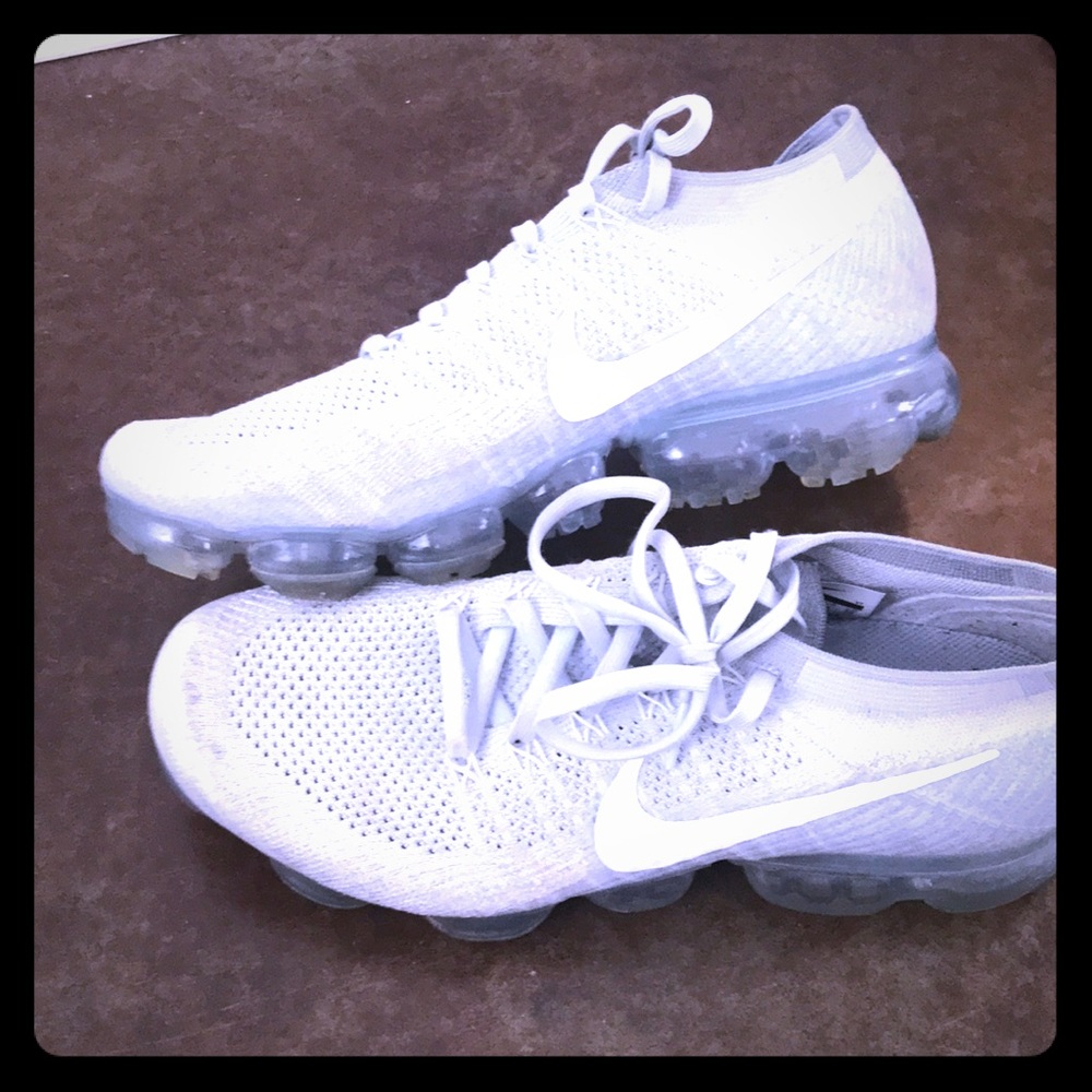 Nike Men’s Vapor Max size 10